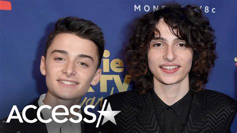 noah schnapp relationships|Finn Wolfhard on Noah Schnapp coming out: Just。